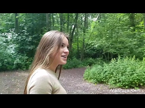 ❤️ Evelinari toki publiko batean izorratzen genuela proposatu nion! Baietz esan zuen. Orduan ipurdian izorratu eta ahoan esperma. Orduan bere burua haserretu zen. ️❌ Izorratu bideoa gurean eu.sexafinkarasskaz.ru ❌❤